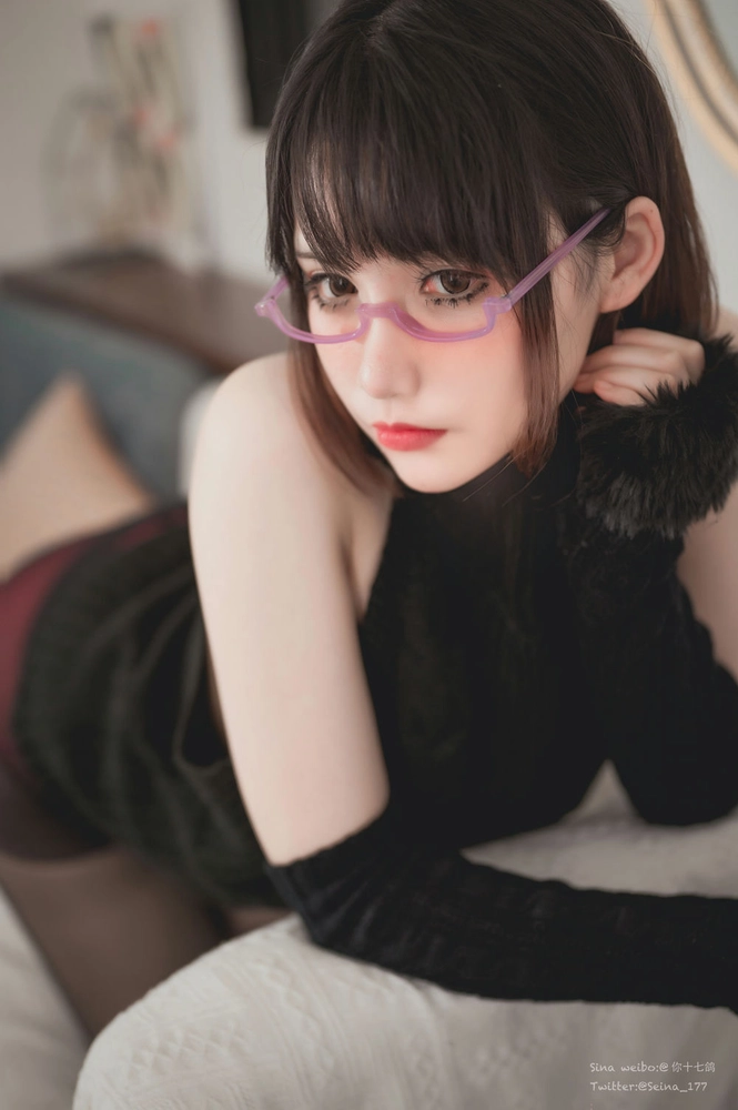 你十七鸽 – 写真合集 [4套] [持续更新] - 机器猫次元