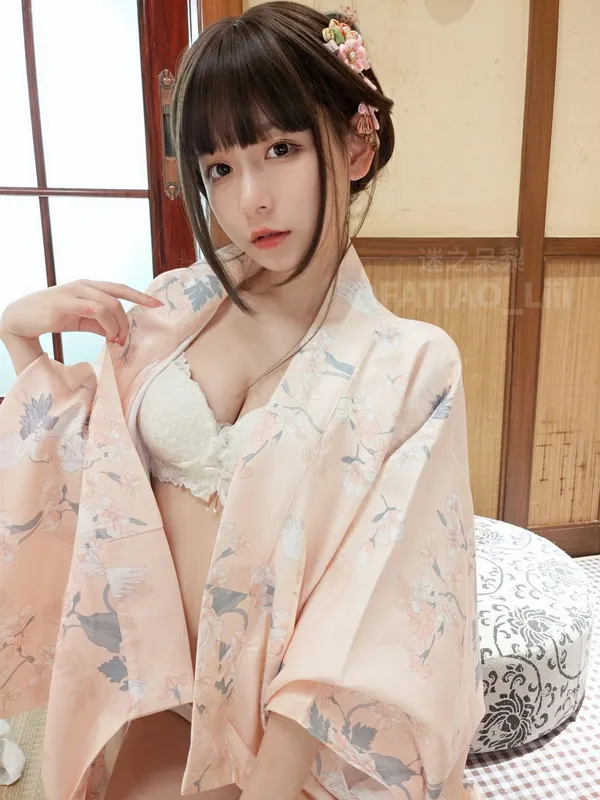 迷之呆梨(发条少女) - 写真合集 [22+70套] [持续更新] - 机器猫次元