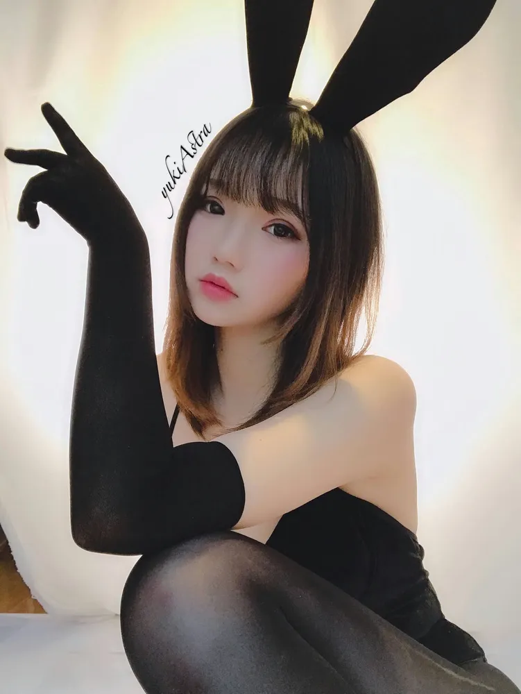 雪晴Astra - 兔女郎自摄 動画入り [8P9V14MB] - 机器猫次元