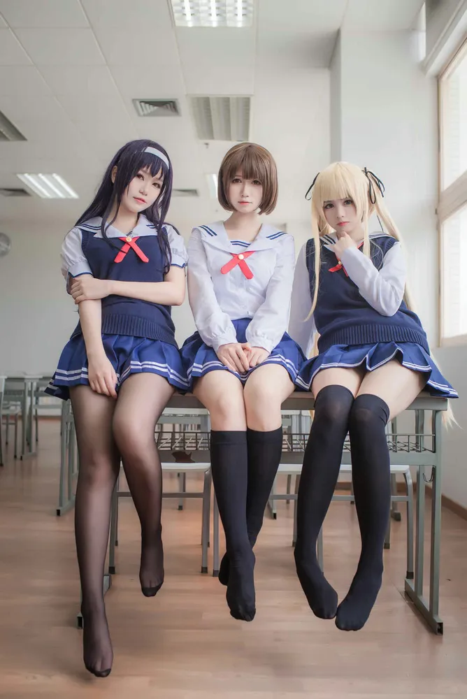 白金Saki - JK美丝校服 [29P86MB] - 机器猫次元