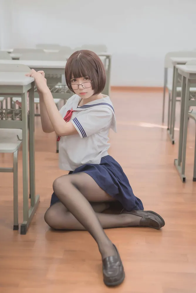 白金Saki - 黑丝水手服 [50P-413MB] - 机器猫次元