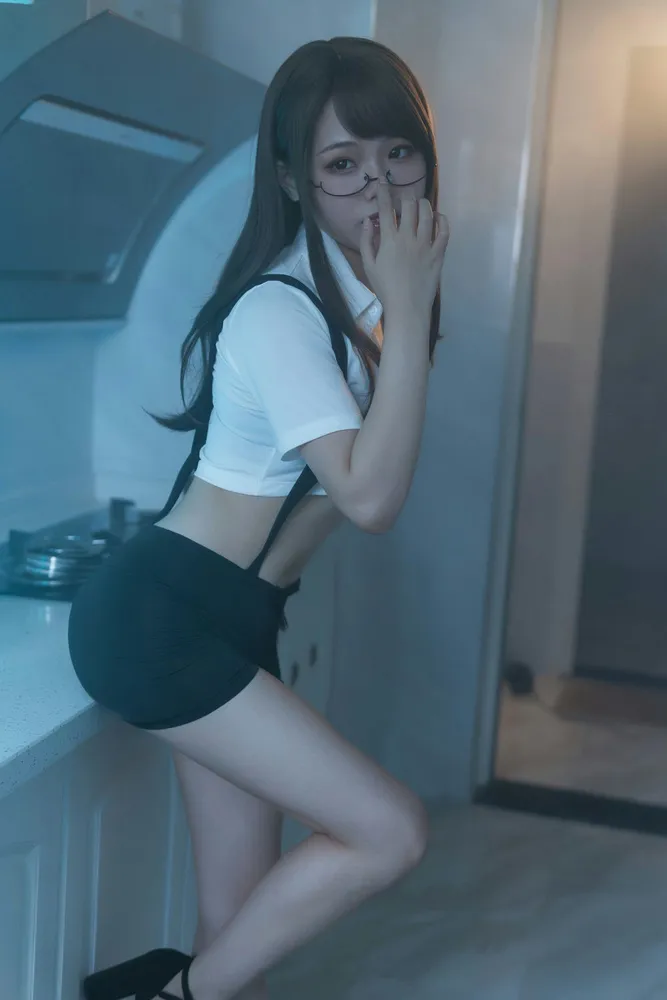 七月喵子 - 眼镜娘1号 [21P-91MB] - 机器猫次元
