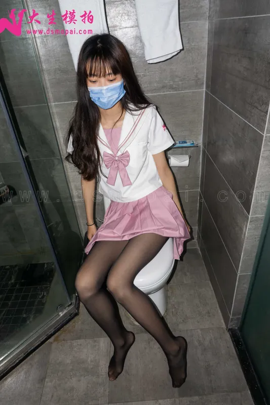 大生模拍 NO.222 小柒 暗影黑丝[51P／431MB] - 机器猫次元