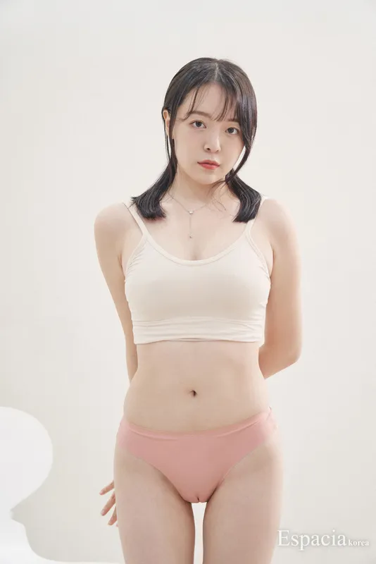 [ESPACIAKOREA] ESP-005 – HYUNIE [47P] - 机器猫次元