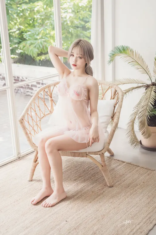 [saintphotolife] Zia – Vol.01 Hyacinth [75P] - 机器猫次元