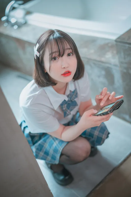 [DJAWA] Yeeun - Swimming Lessons #6 写真套图 [138P]