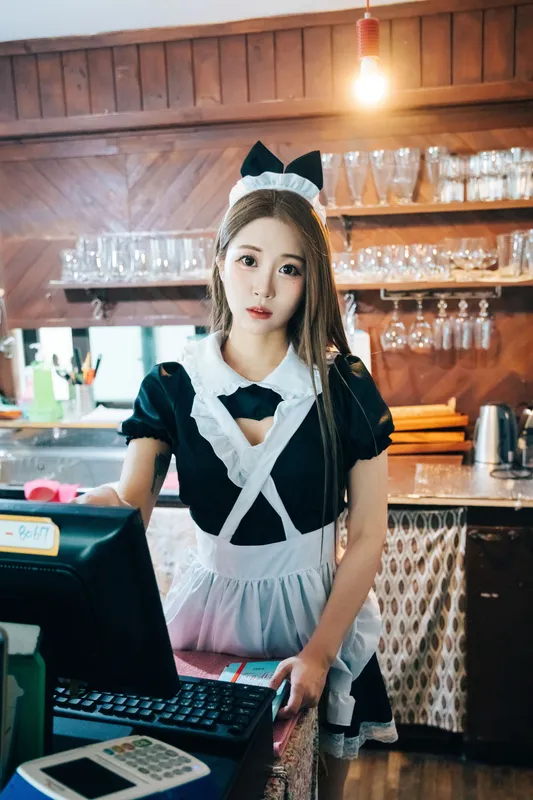 [LOOZY] Bomi – Maid cafe [174P] - 机器猫次元