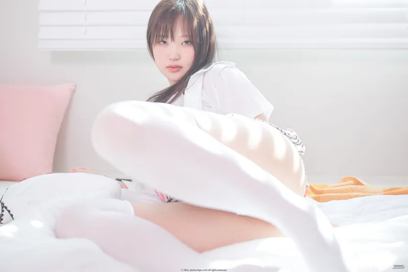 [Photochips] Vol.98 – Sia No.5 [114P] - 机器猫次元
