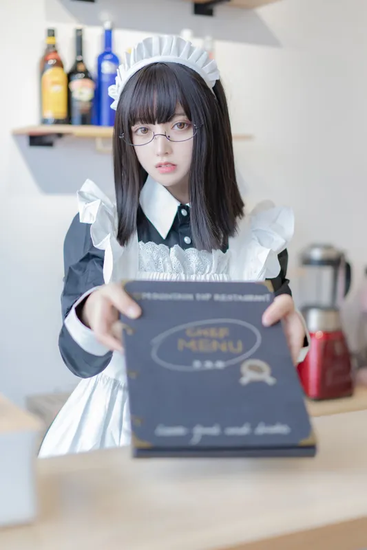 过期米线线喵 – 女仆长裙 [28P] - 机器猫次元