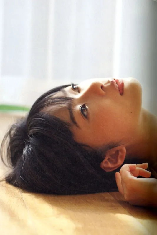 指原莉乃 『さしこ』写真集 出版社 講談社 [51P] - 机器猫次元