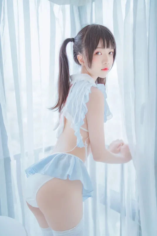 桜桃喵 – 爱丽丝的兔子 [44P] - 机器猫次元