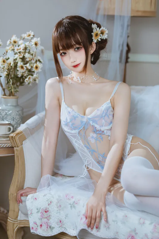 封疆疆v – 纯欲连体衣 [40P] - 机器猫次元