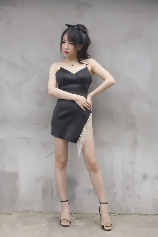 小女巫露娜 – 黑色流苏 [32P] - 机器猫次元