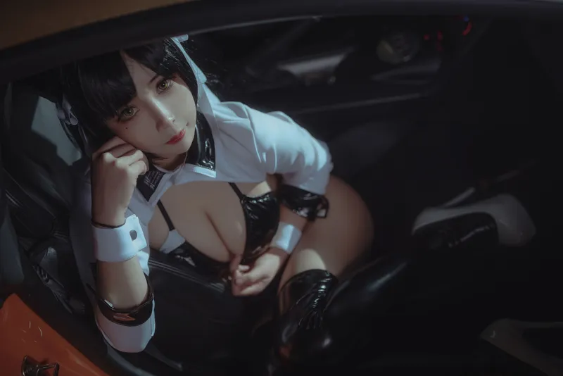 抱走莫子aa 赛车女郎 [23P] - 机器猫次元
