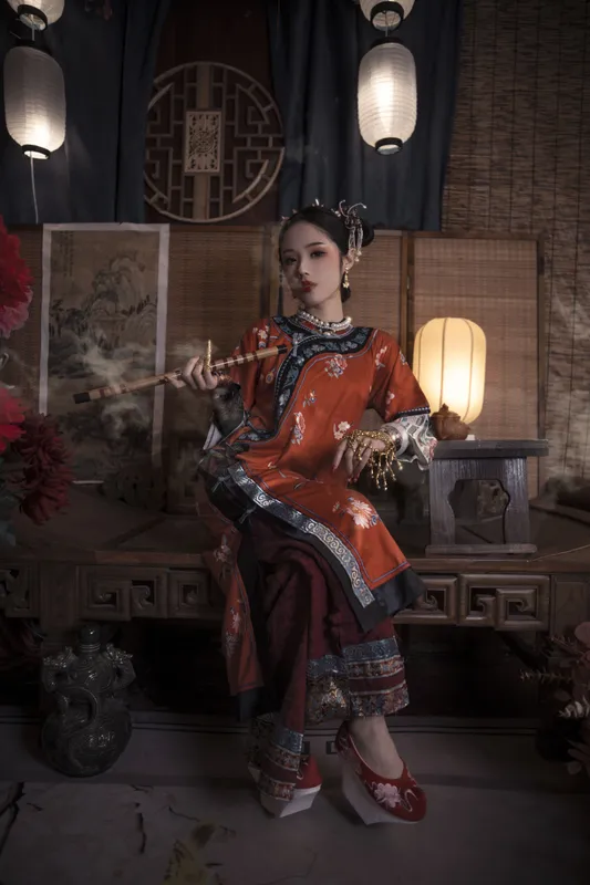 钛合金TiTi – 满清服饰 [50P] - 机器猫次元