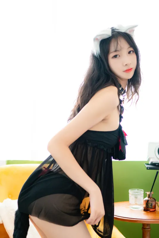 清纯妹子西瓜 猫尾私房 [24P] - 机器猫次元