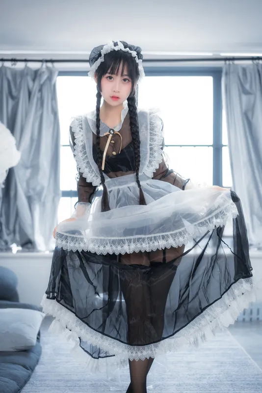 萌芽儿o0 – 透明女仆2 [27P] - 机器猫次元
