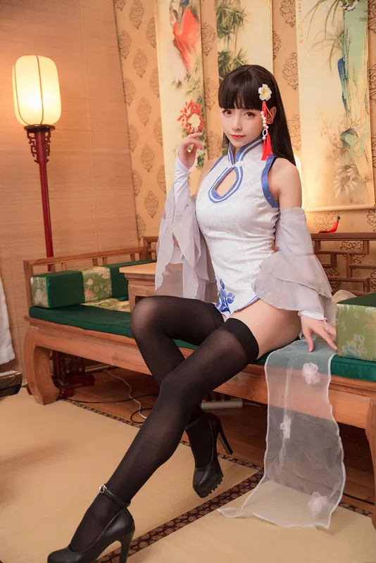 大大卷卷小卷 – 黑丝旗袍 [8P] - 机器猫次元
