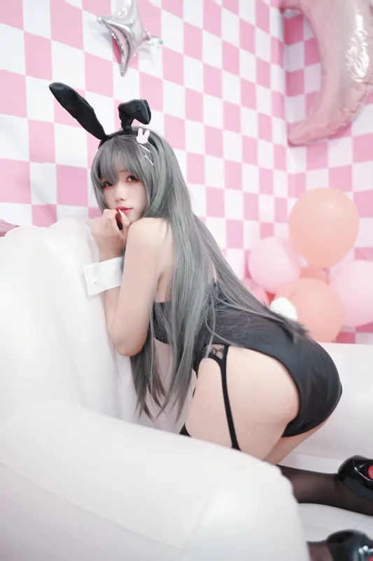 咬一口兔娘 – 樱岛麻衣兔女郎 [6P] - 机器猫次元
