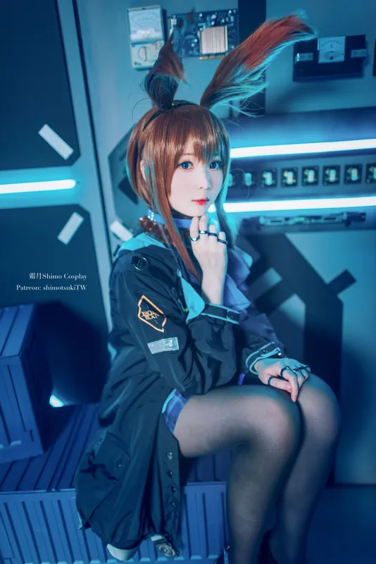 霜月shimo – 明日方舟 阿米娅 [18P] - 机器猫次元