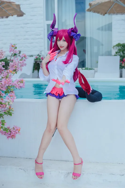 九曲Jean – 龙娘泳装 [14P] - 机器猫次元