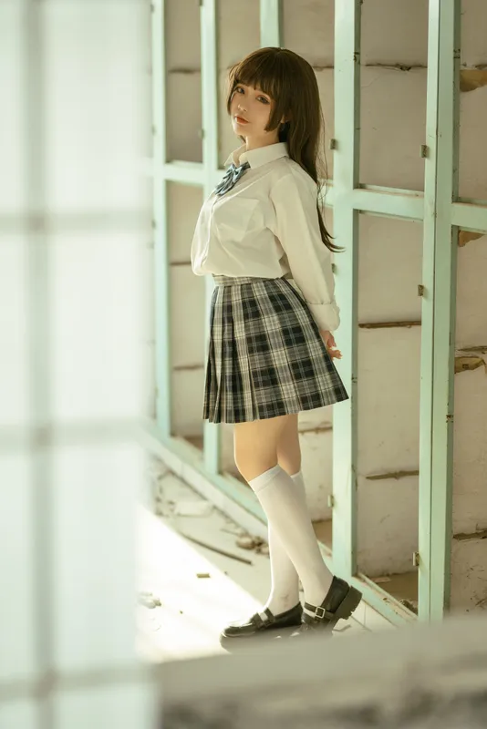 桃良阿宅 – 桃良JK [20P] - 机器猫次元