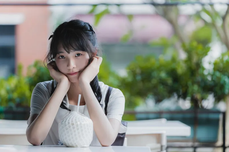 清纯妹子西瓜 制服 [18P] - 机器猫次元