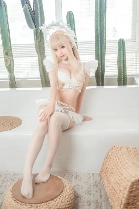 蠢沫沫 – 金天使 [40P] - 机器猫次元