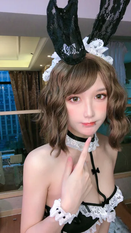 阿包也是兔娘 – 兔兔 [14P] - 机器猫次元