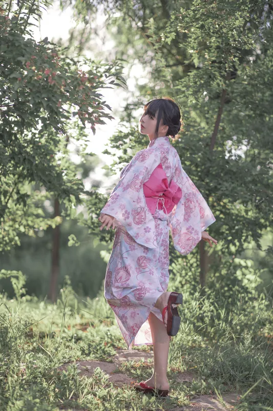 黑猫猫OvO 和服超进化 [14P] - 机器猫次元