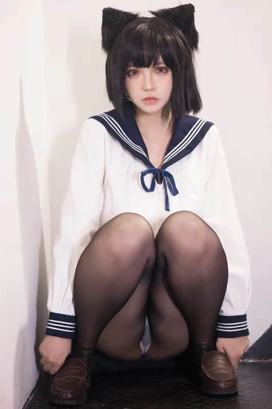 疯猫ss – 制服少女 [80P] - 机器猫次元