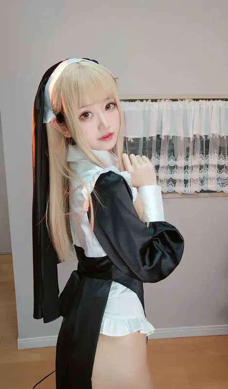 千阳 – 修女 [17P] - 机器猫次元
