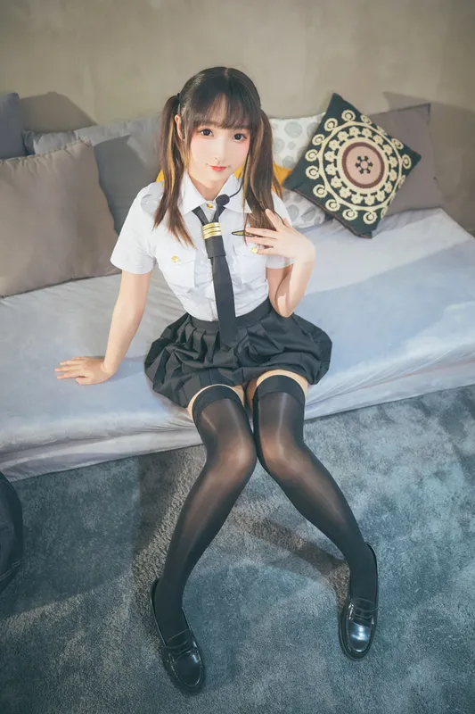 萝莉神楽板真冬 之お帰りなさい、指揮官 [150P] - 机器猫次元