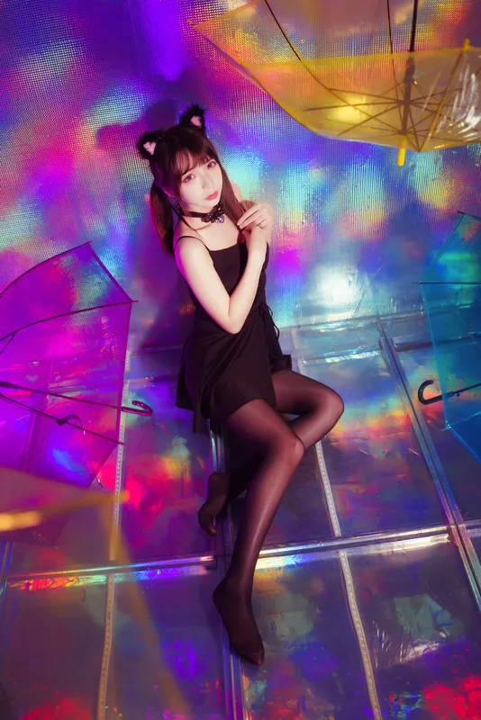 疯猫ss《丝袜狂想曲(光)》 [34P] - 机器猫次元