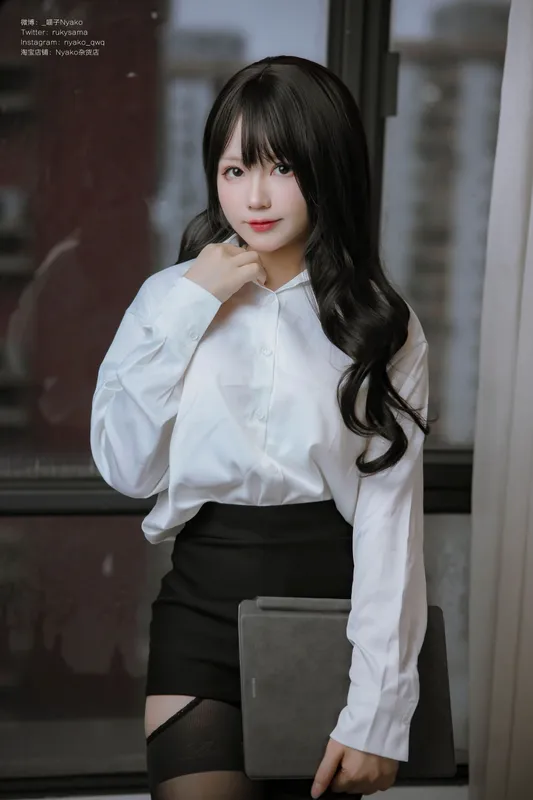 Nyako喵子 – 隣のやばいお姉さん OL [78P] - 机器猫次元