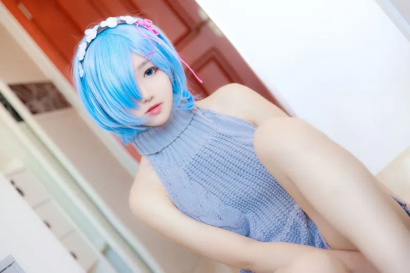 南桃Momoko - 蕾姆露背毛衣 [12P]