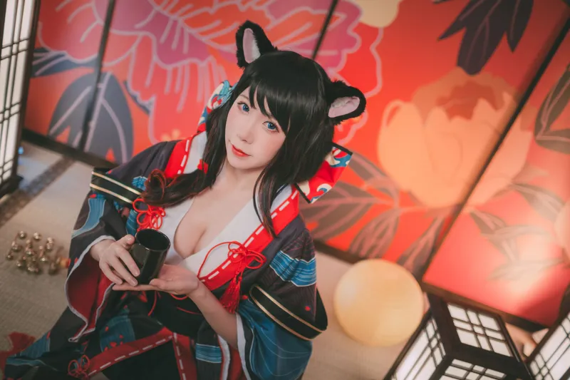 美女犬神洛洛子 碧蓝航线 [33P] - 机器猫次元
