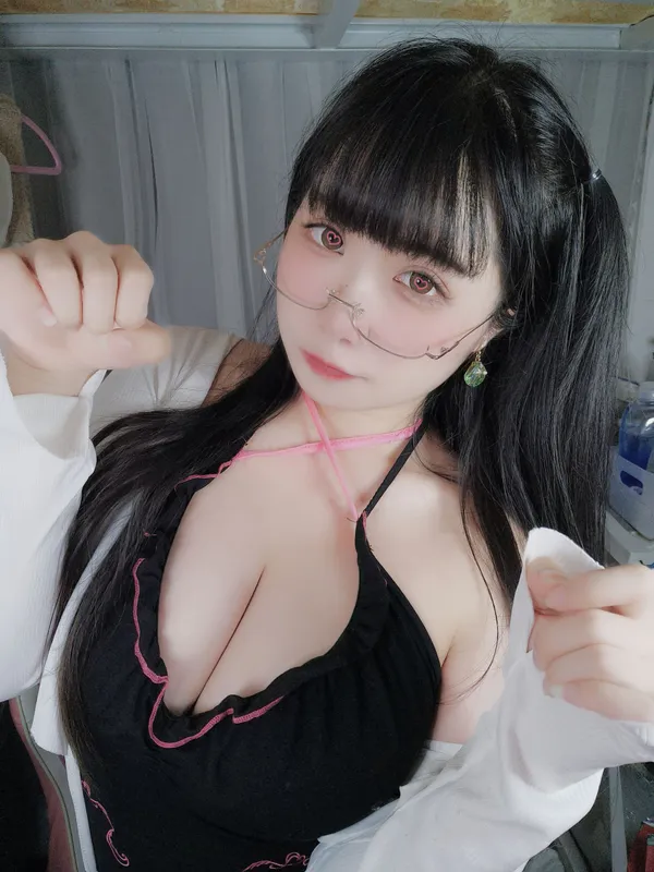 贞子蜜桃 – 心心眼 [10P] - 机器猫次元