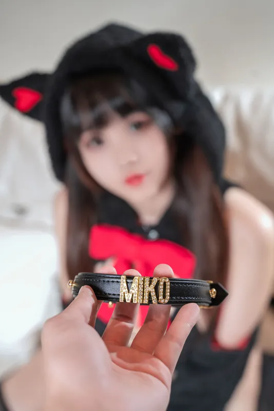 miko酱ww – 礼物猫猫 [42P] - 机器猫次元
