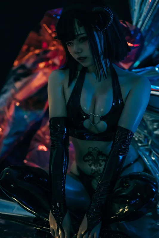 七月喵子 – 小恶魔 [28P] - 机器猫次元