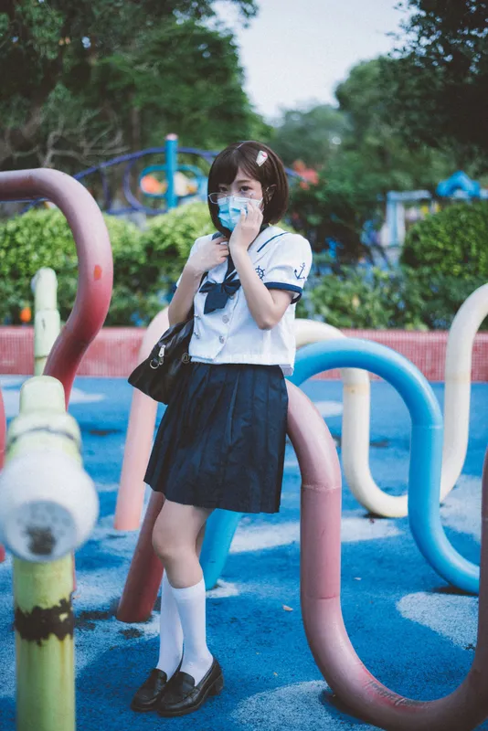 柒柒要乖哦 – 乐园JK [37P] - 机器猫次元