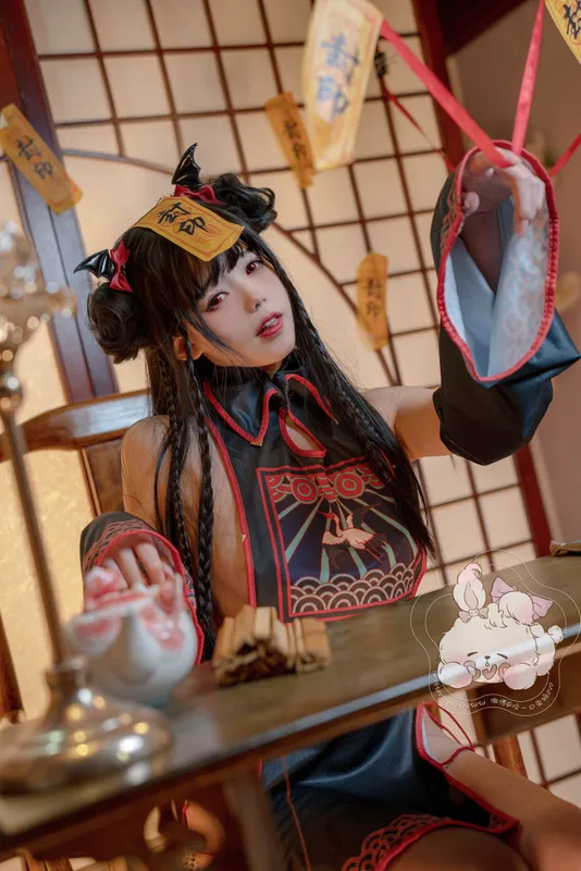 咬一口兔娘 – 僵尸蹲蹲 [50P] - 机器猫次元