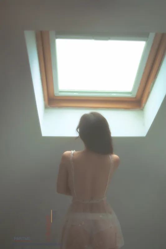 网络红人樱晚gigi – 余香 [19P] - 机器猫次元
