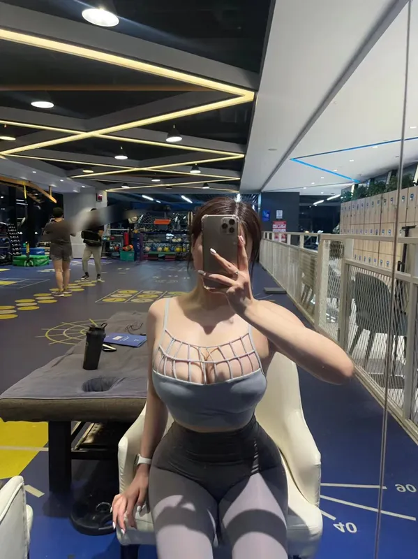 奶宝妹纸 – 打网球吗 [18P] - 机器猫次元