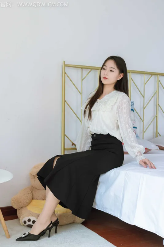 物恋传媒 NO.1334 美兔-好久不见 [151P] - 机器猫次元