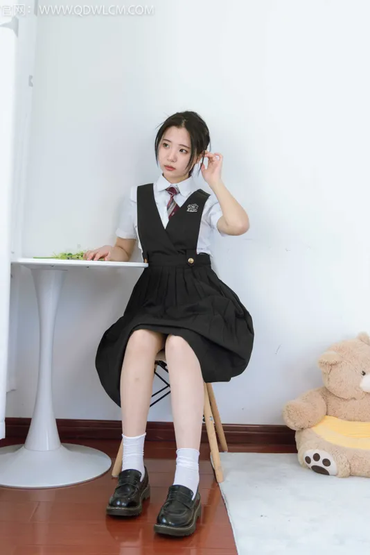 物恋传媒 NO.1349 姜姜-爱你一万年 [150P1V-3.72G] - 机器猫次元