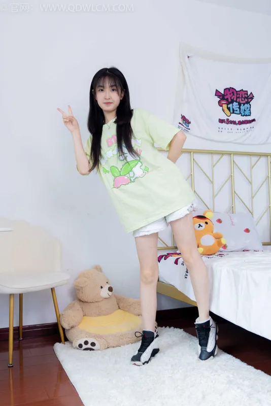 物恋传媒 NO.1613 嘉木-新人驾到 [153P-1V-3.72G] - 机器猫次元