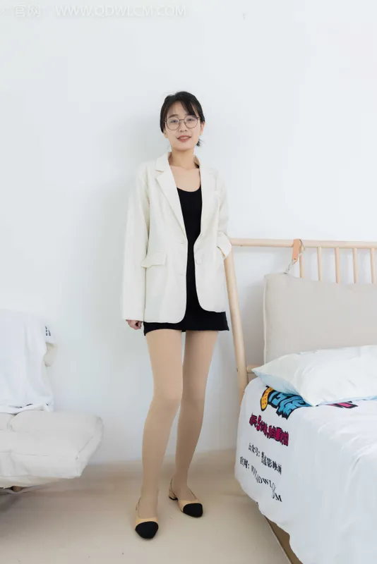 物恋传媒 NO.1805 菜菜-星河长明 [160P-1V-4.27G] - 机器猫次元
