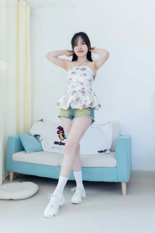 物恋传媒 NO.1875 小酒-微笑天使 [150P-1V-3.65G]