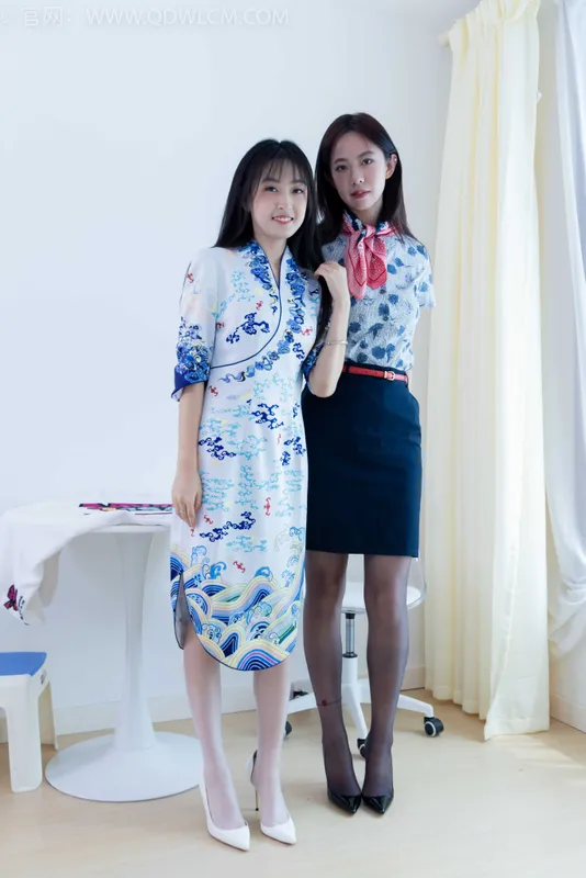 物恋传媒 NO.2098 椰子&嘉木-姐妹花 [150P] - 机器猫次元